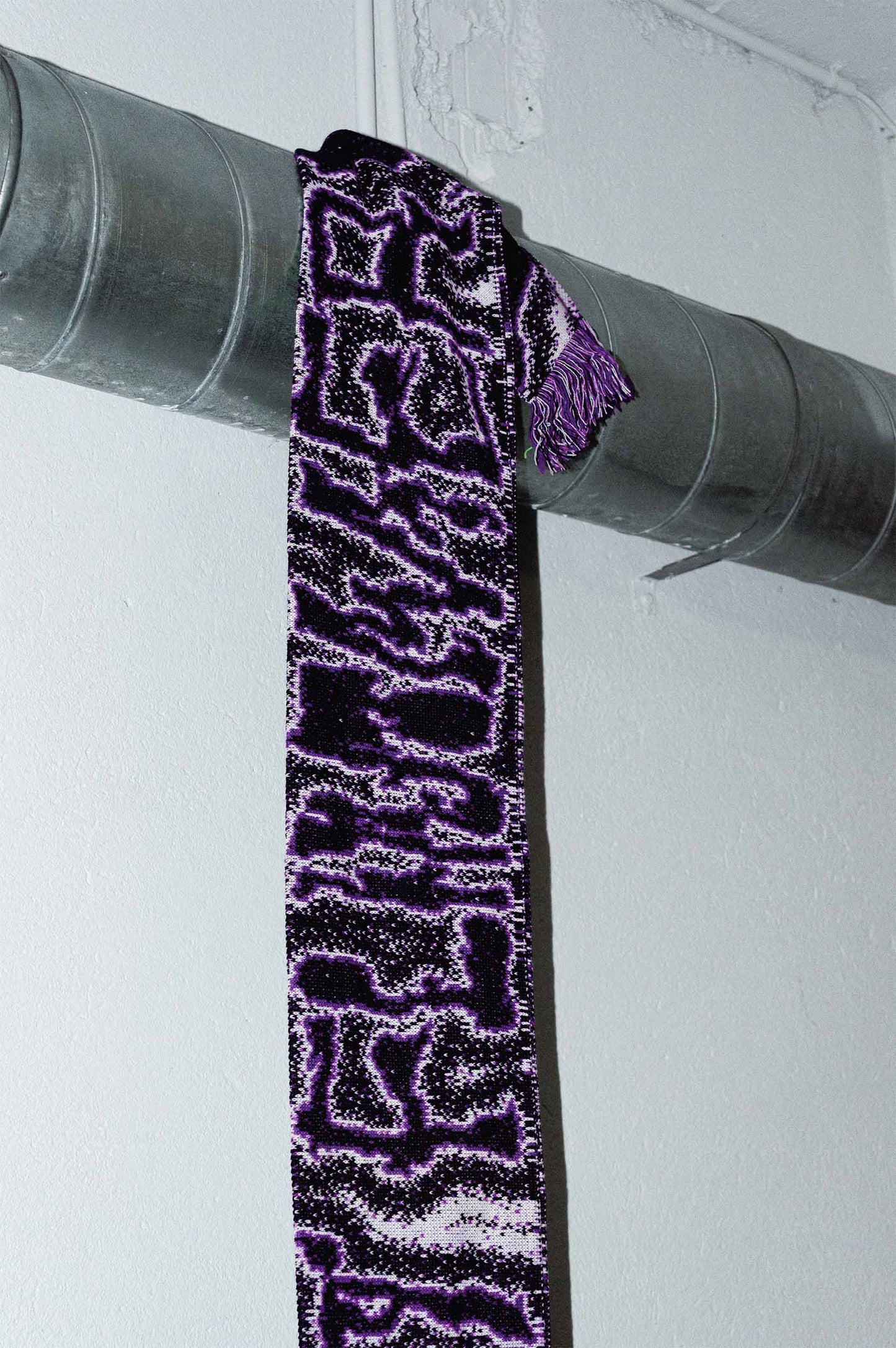 BT Flimmer Scarf