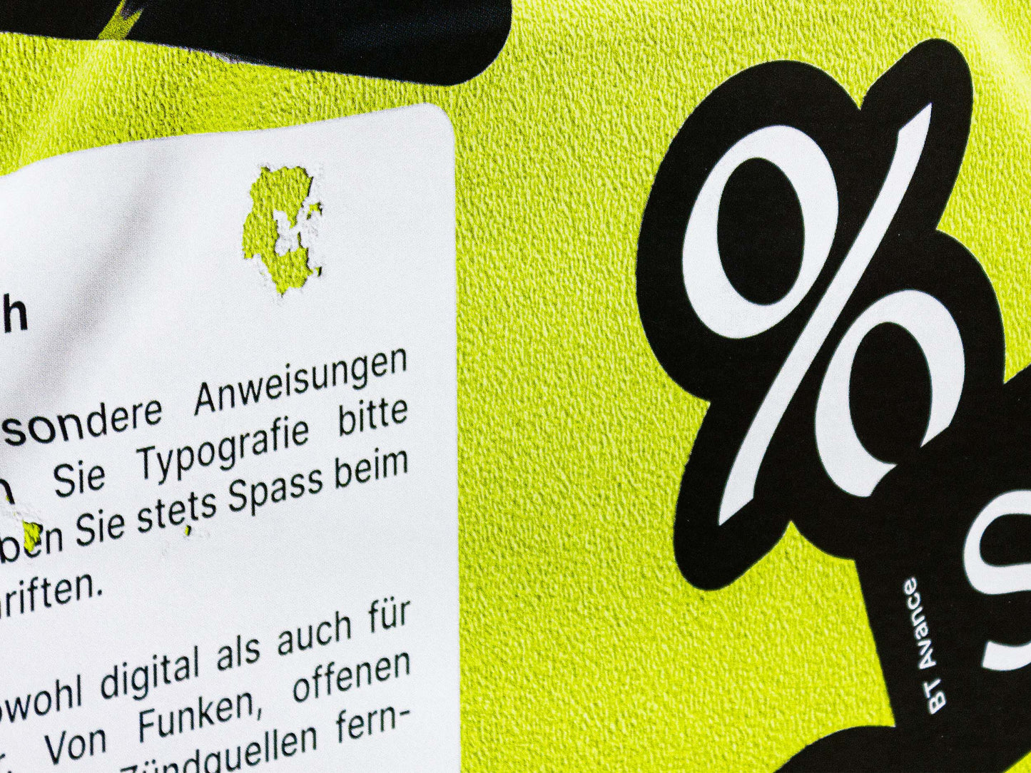 Bleifrei Type Canister Poster